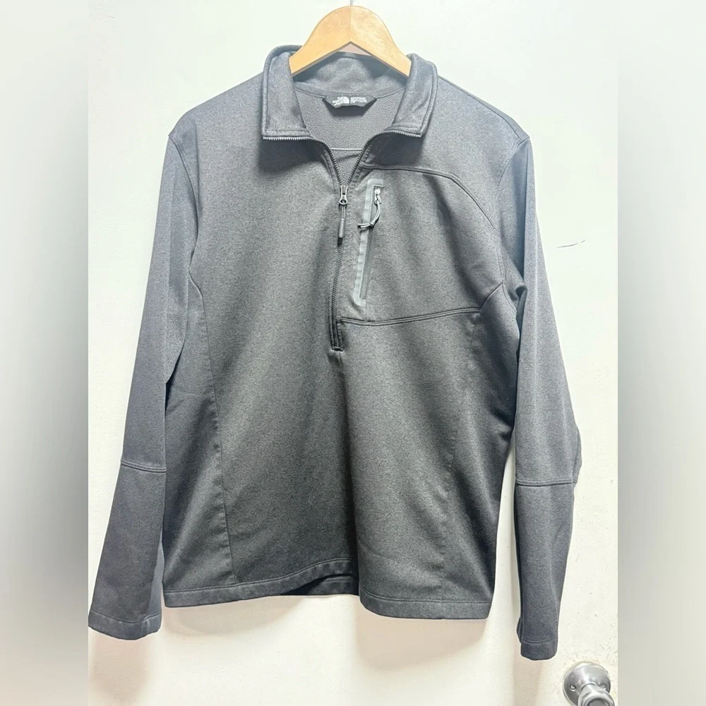 The North Face Men's Charcoal Quarter-Zip Jacket Size L